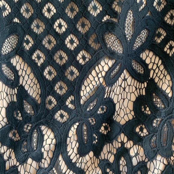 TOBI Shift Dress - Picture 4 of 5